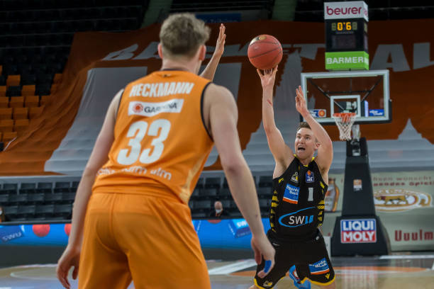 与高位逼抢 与高位逼抢