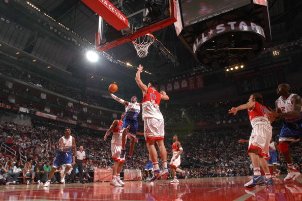 力和持球突 力和持球突