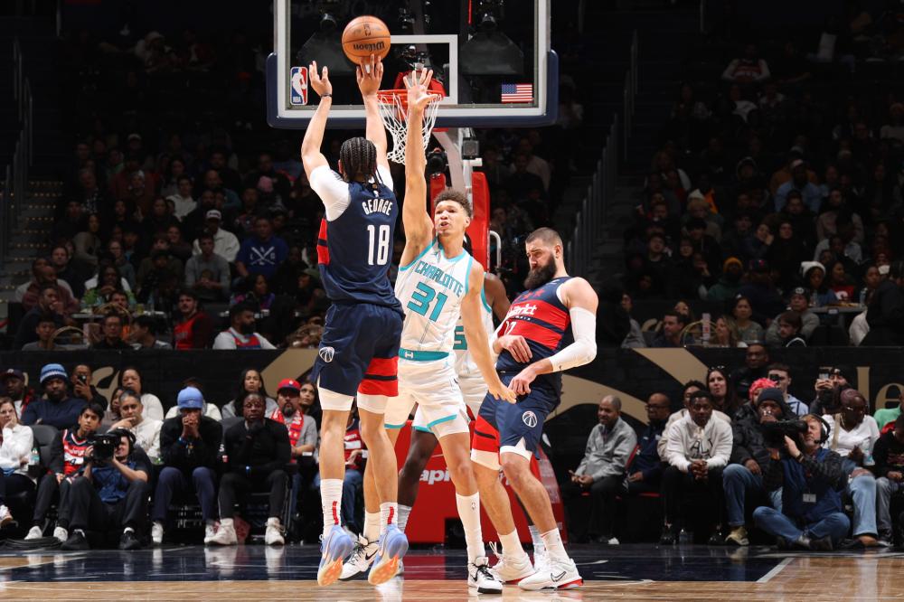 关键作用的 关键作用的