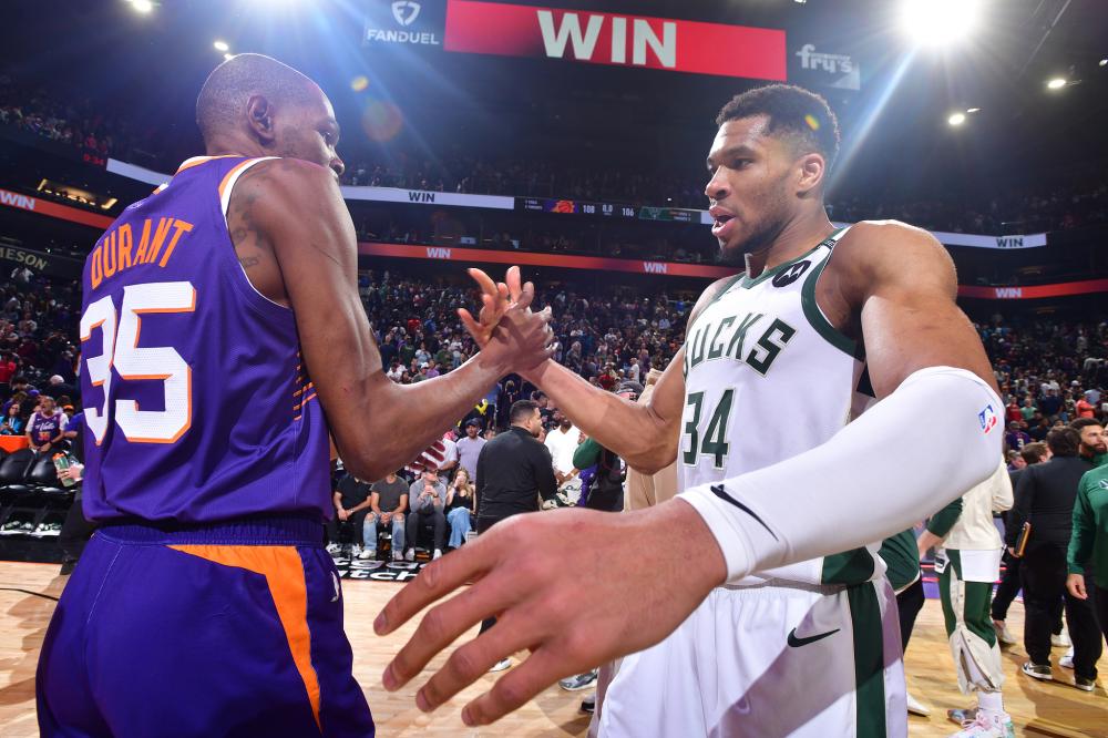 折射出他或 折射出他或